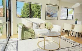 The Luxe Hidden Gem Villa In Auckland Heart - 3 Bedrooms Near Newmarket Westfieldmall